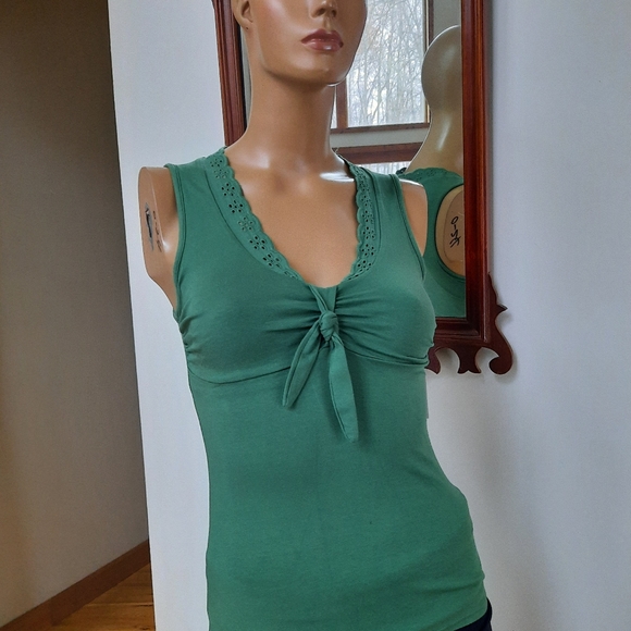 ⭐SOLD⭐Fashions Best Kept Secret. NWT. Size XS - Picture 4 of 8